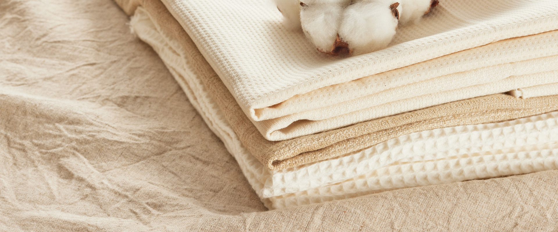 Poplin Kumaş Nedir? Özellikleri ve Antigoni Tasarımlarındaki Yeri