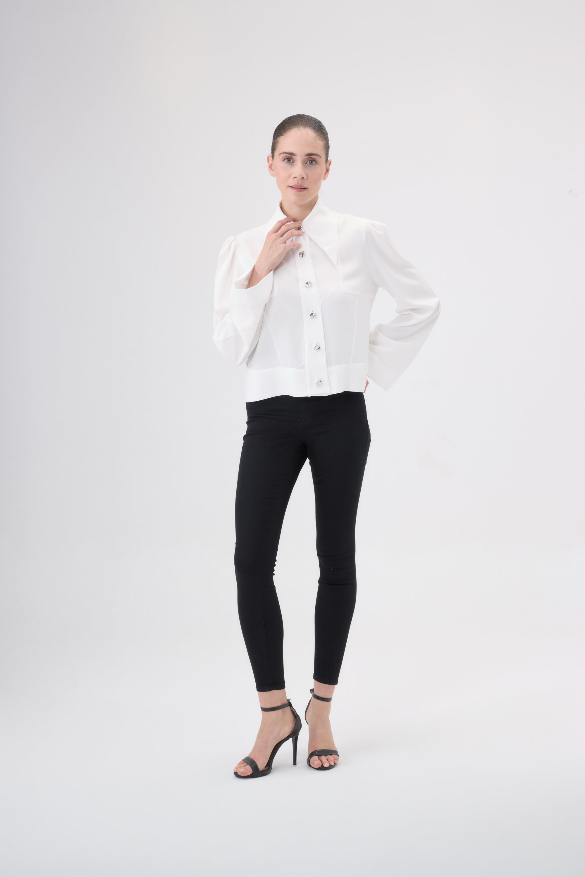 Erya Düğme Detaylı Gömlek