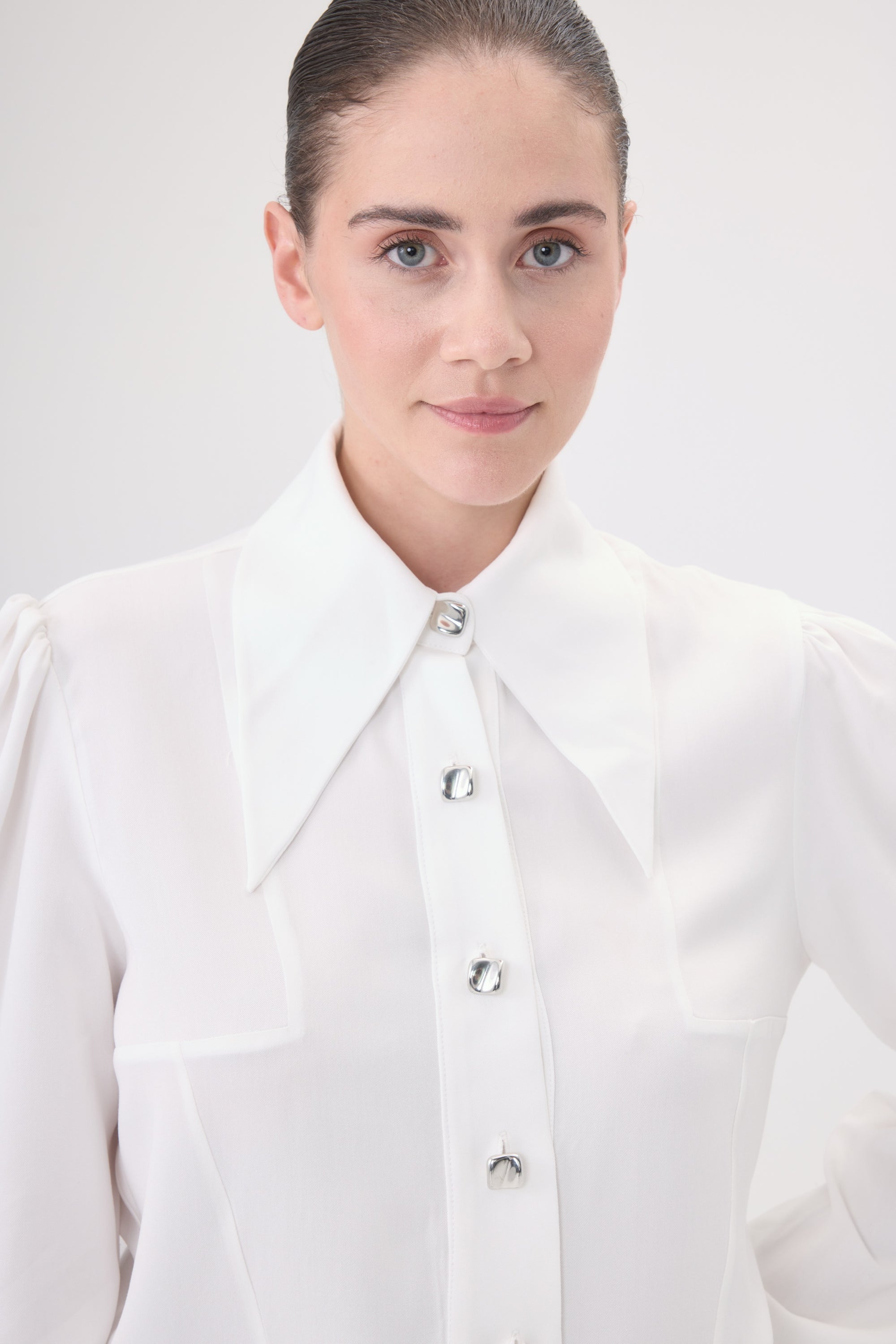 Erya Düğme Detaylı Gömlek